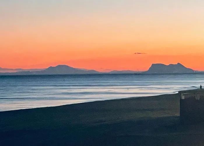 Cosy Resina Golf & Pool Costa Del Sol * 埃斯特波纳